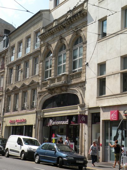  boutique Marrionnaud installée dans l'ancien Grand Café